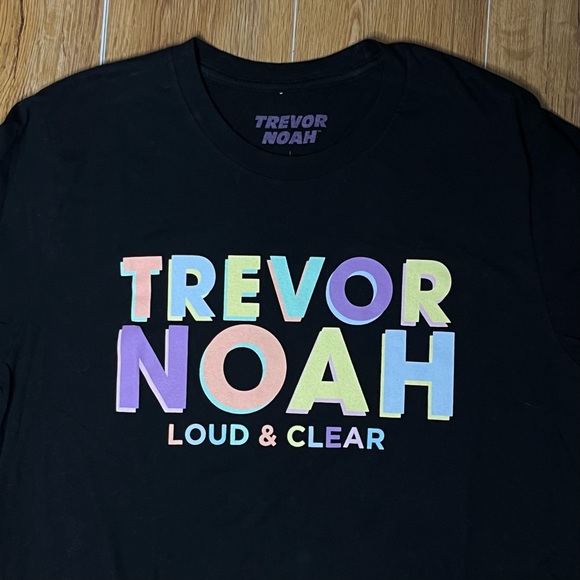 Trevor Noah Tour Shirt Loud & Clear Official LARGE Grammy Host Comedy Daily Show - Picture 3 of 5